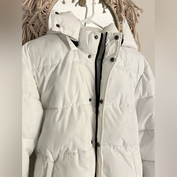 ZYIA Aspen Puffer Jacket w/ removable hood - Picture 2 of 11